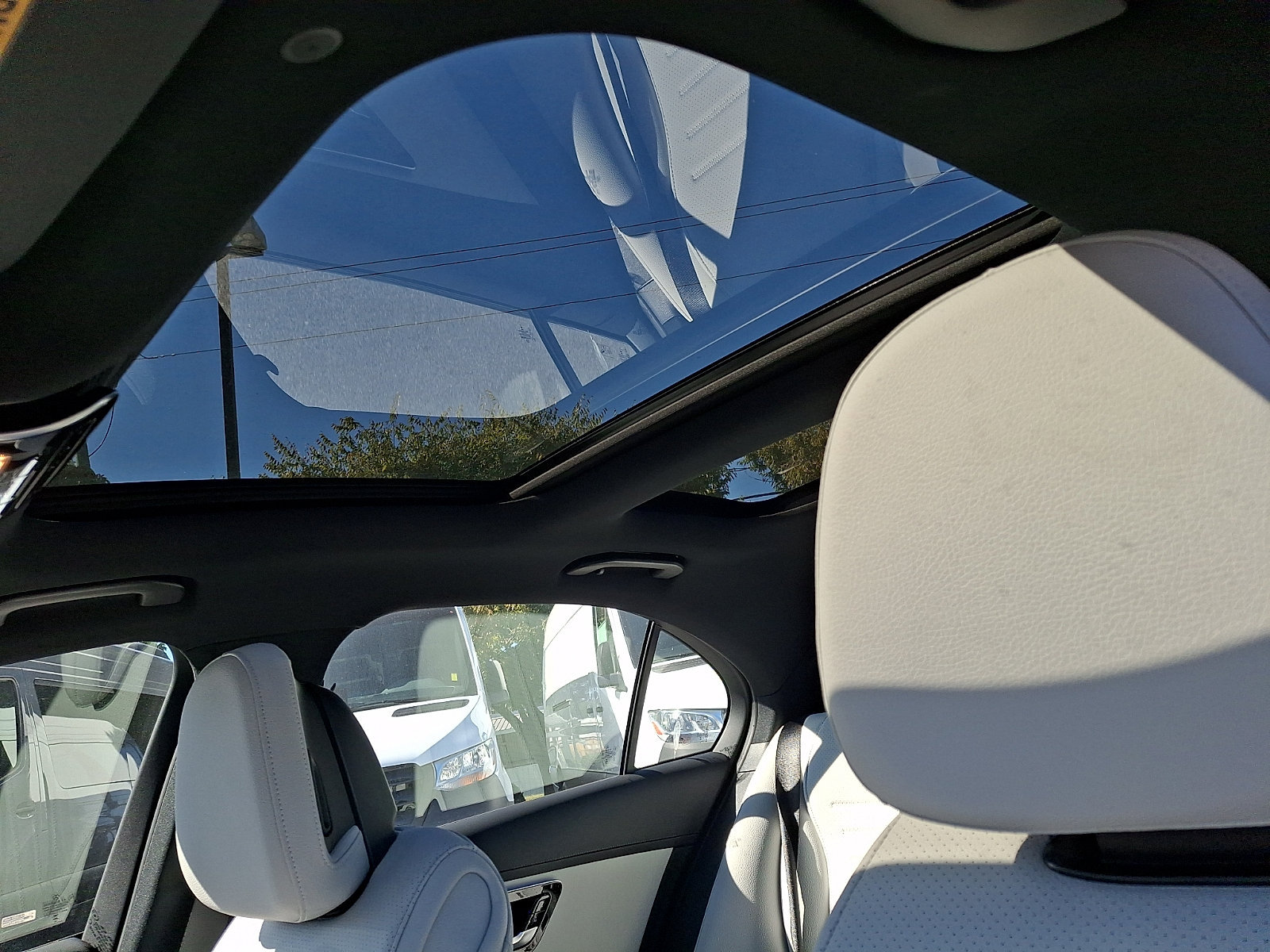 New 2026 Mercedes-Benz C 300 4MATIC Sedan image 10