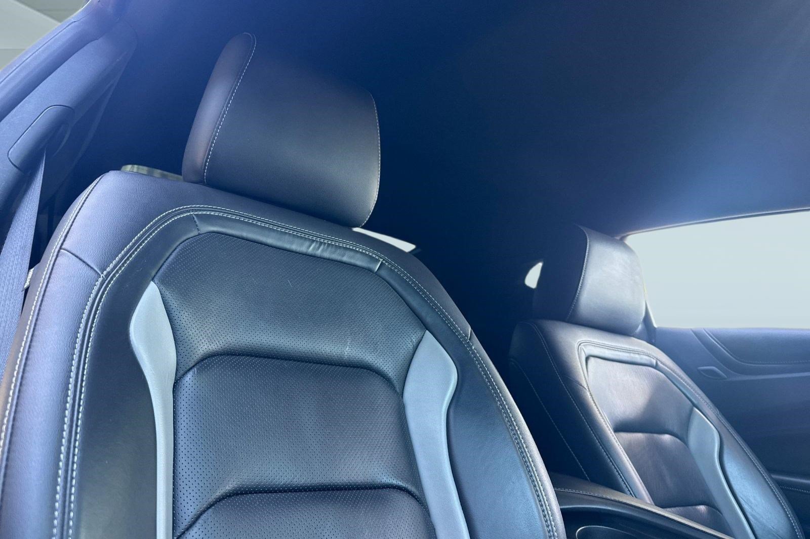 Used 2023 Chevrolet Camaro LT RWD image 24