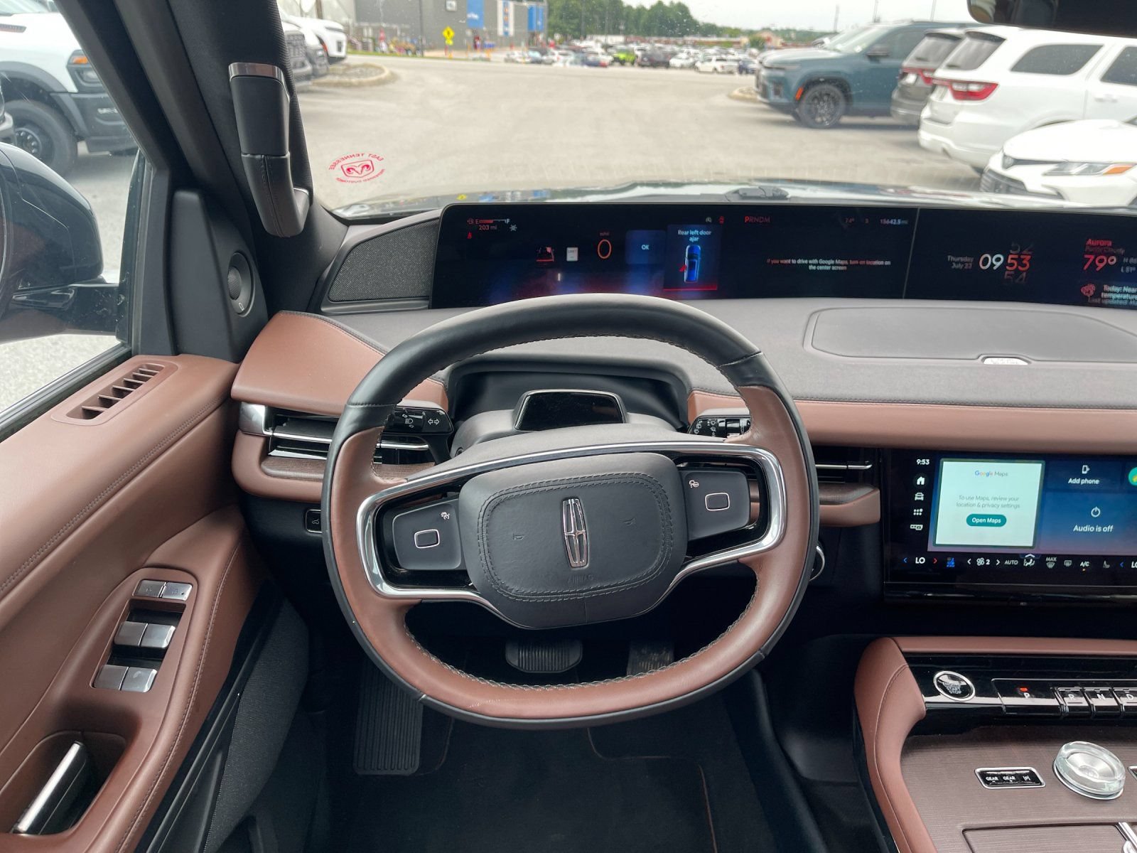 Used 2025 Lincoln Navigator Reserve AWD/4WD image 16