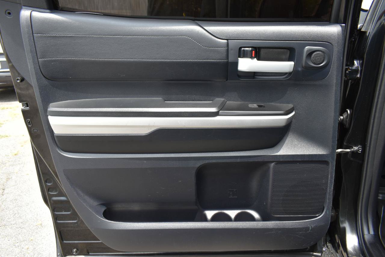 Used 2016 Toyota Tundra Limited RWD image 38
