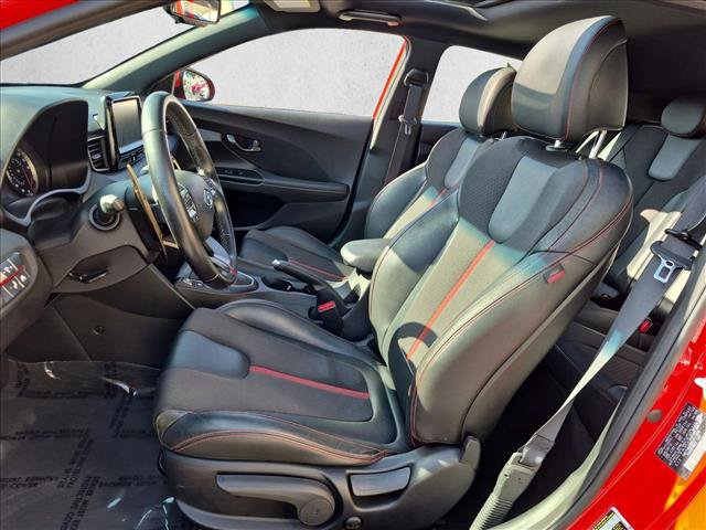 Used 2019 Hyundai Veloster Turbo FWD image 16