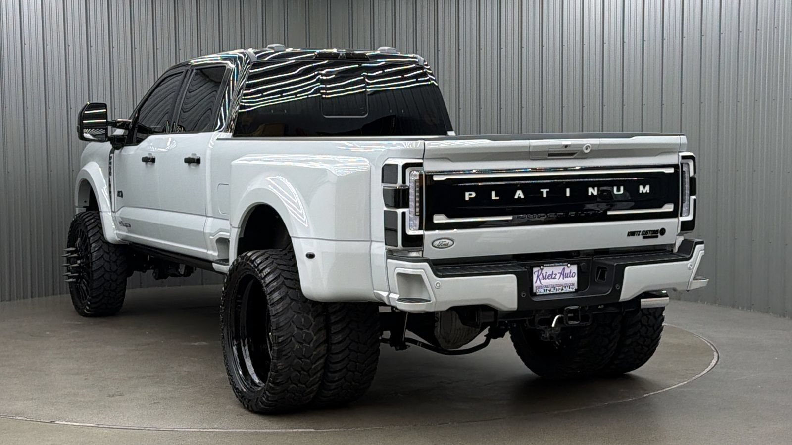 Used 2026 Ford F450 Platinum w/ Platinum Plus Package AWD/4WD image 3