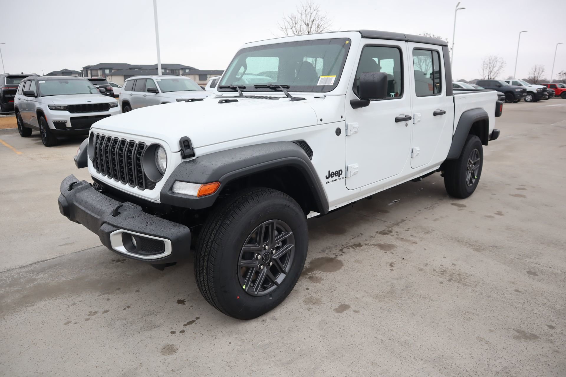 New 2026 Jeep Gladiator Sport AWD/4WD image 9