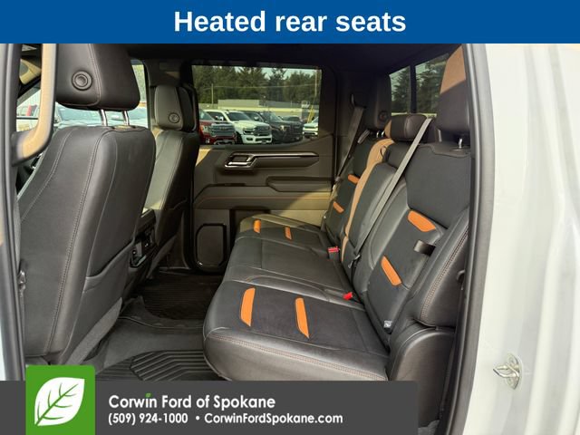 Used 2022 GMC Sierra 1500 AT4 w/ Technology Package AWD/4WD image 11