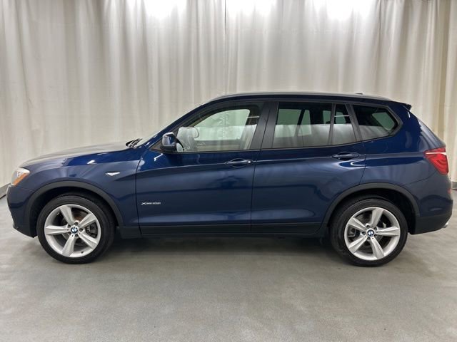 Used 2017 BMW X3 xDrive28i AWD/4WD image 3