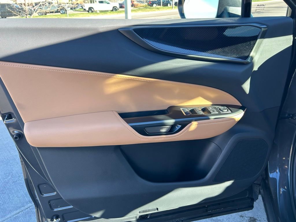 Used 2026 Lexus NX 350 AWD image 13