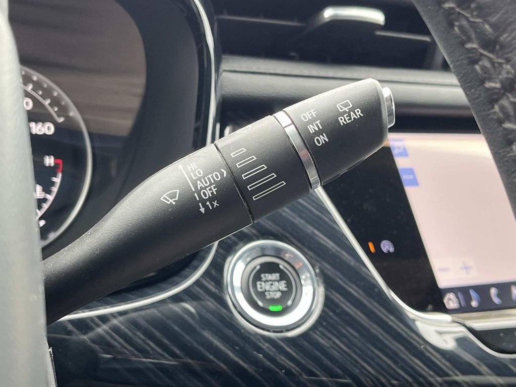 Certified 2024 Cadillac XT6 Premium Luxury image 34