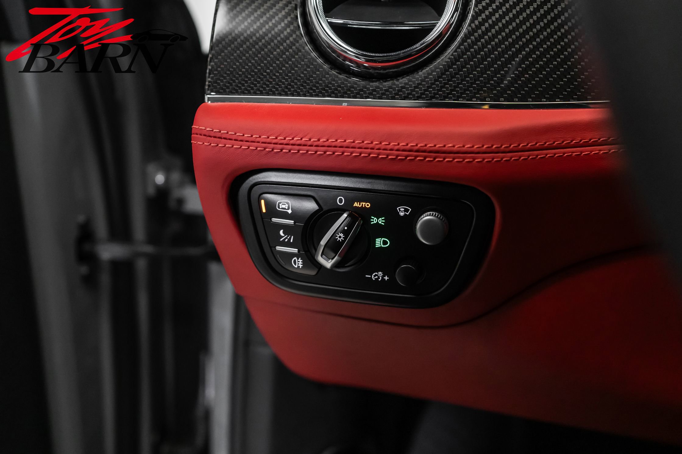 Used 2022 Bentley Bentayga image 30
