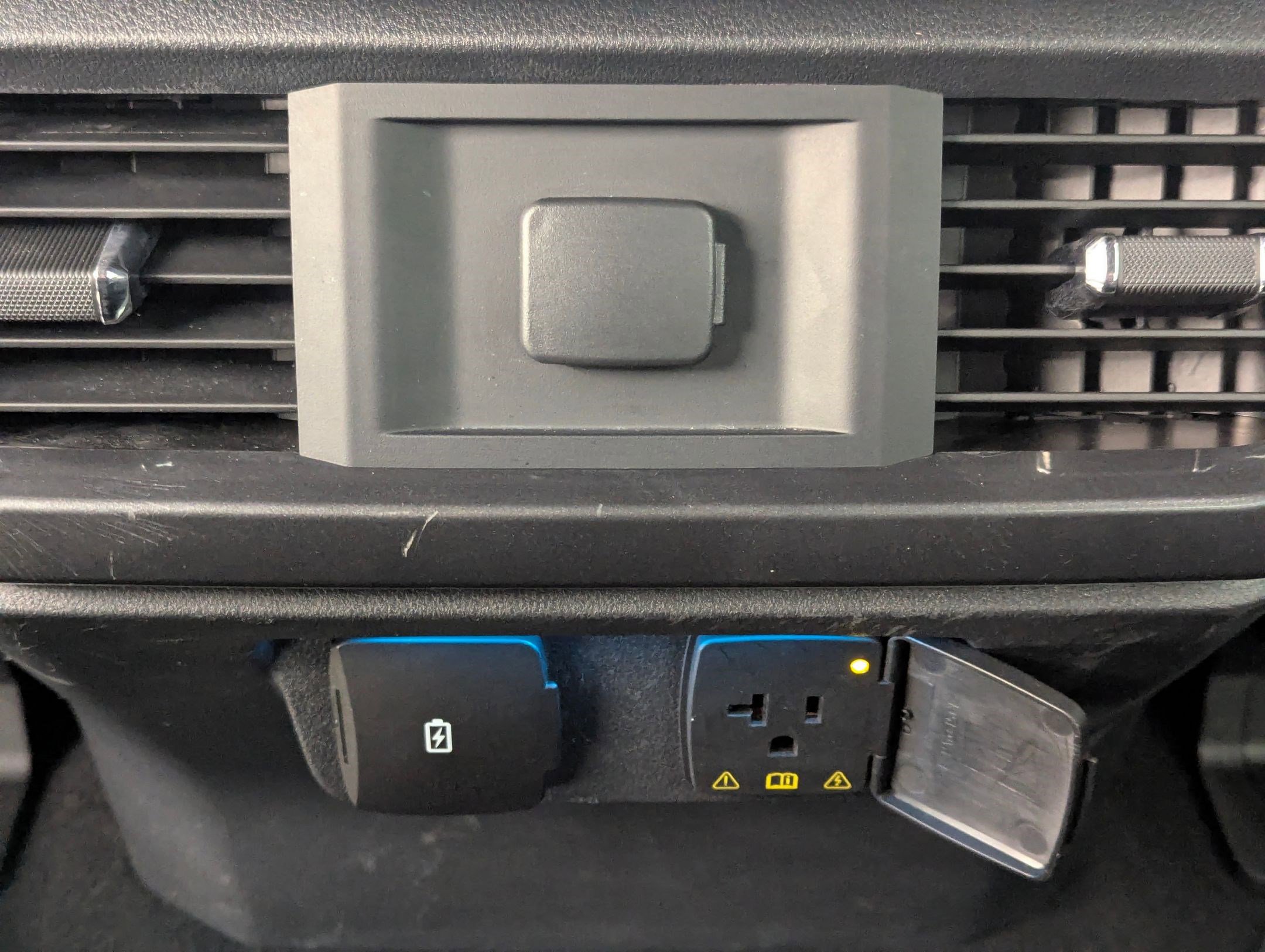 Certified 2023 Ford F150 XLT w/ Equipment Group 302A High image 25