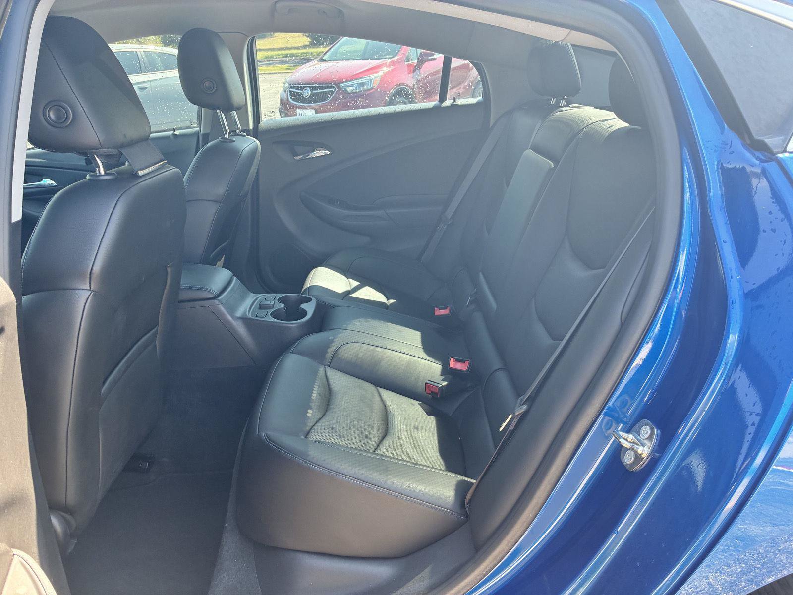 Used 2017 Chevrolet Volt Premier w/ Driver Confidence II Package FWD image 12