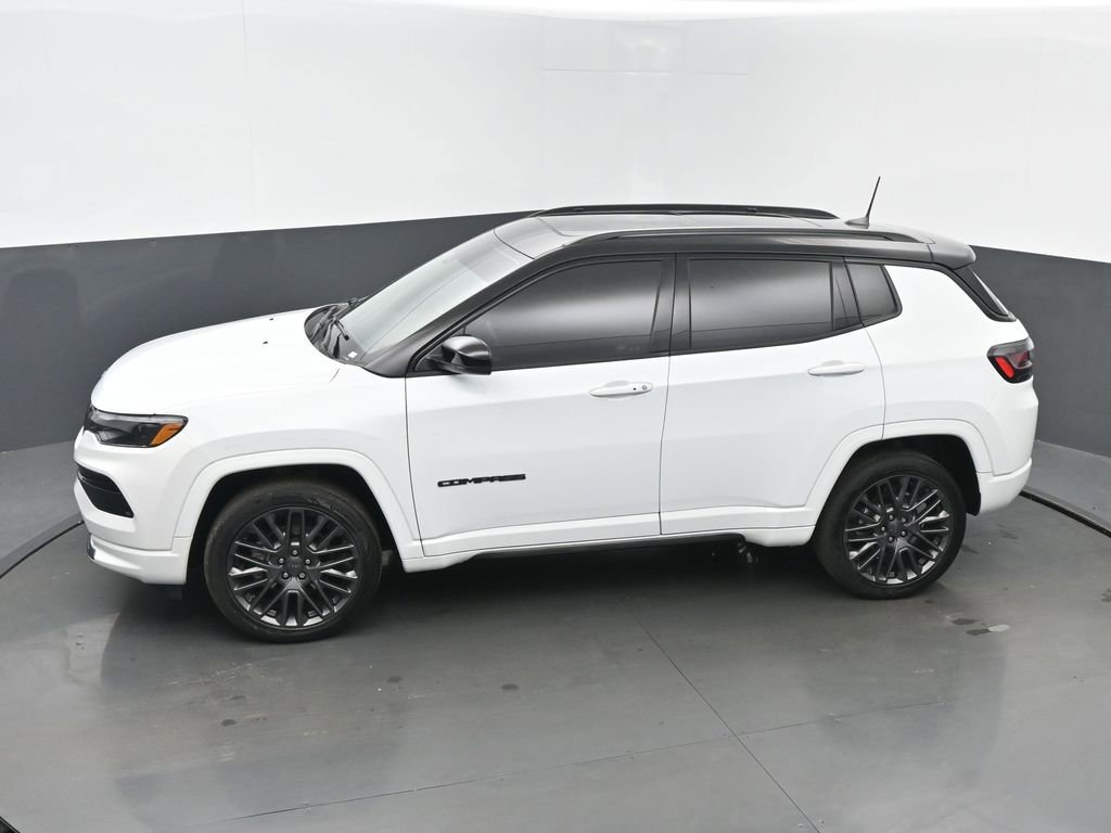 Used 2022 Jeep Compass High Altitude AWD/4WD image 37