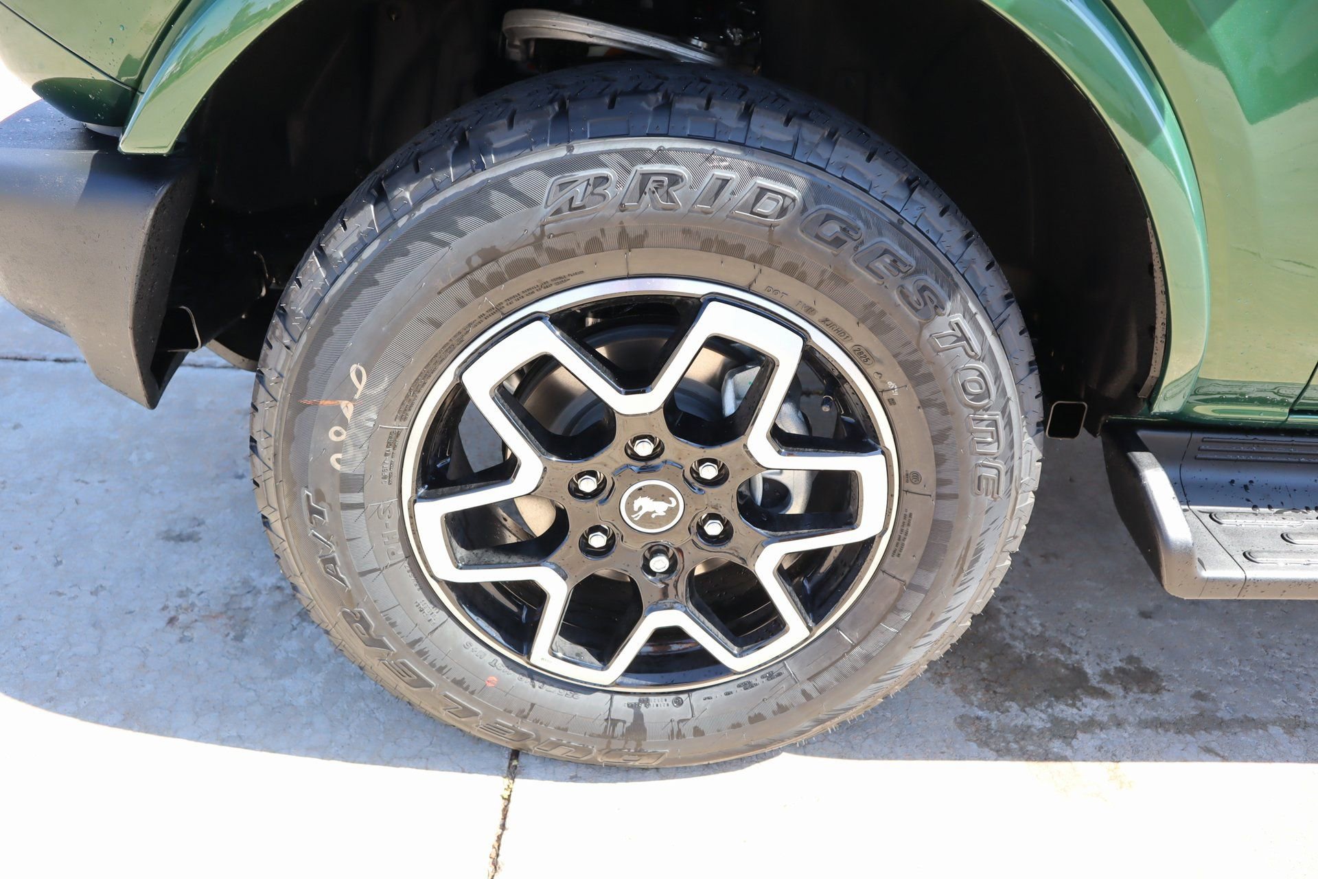 New 2025 Ford Bronco Outer Banks image 18