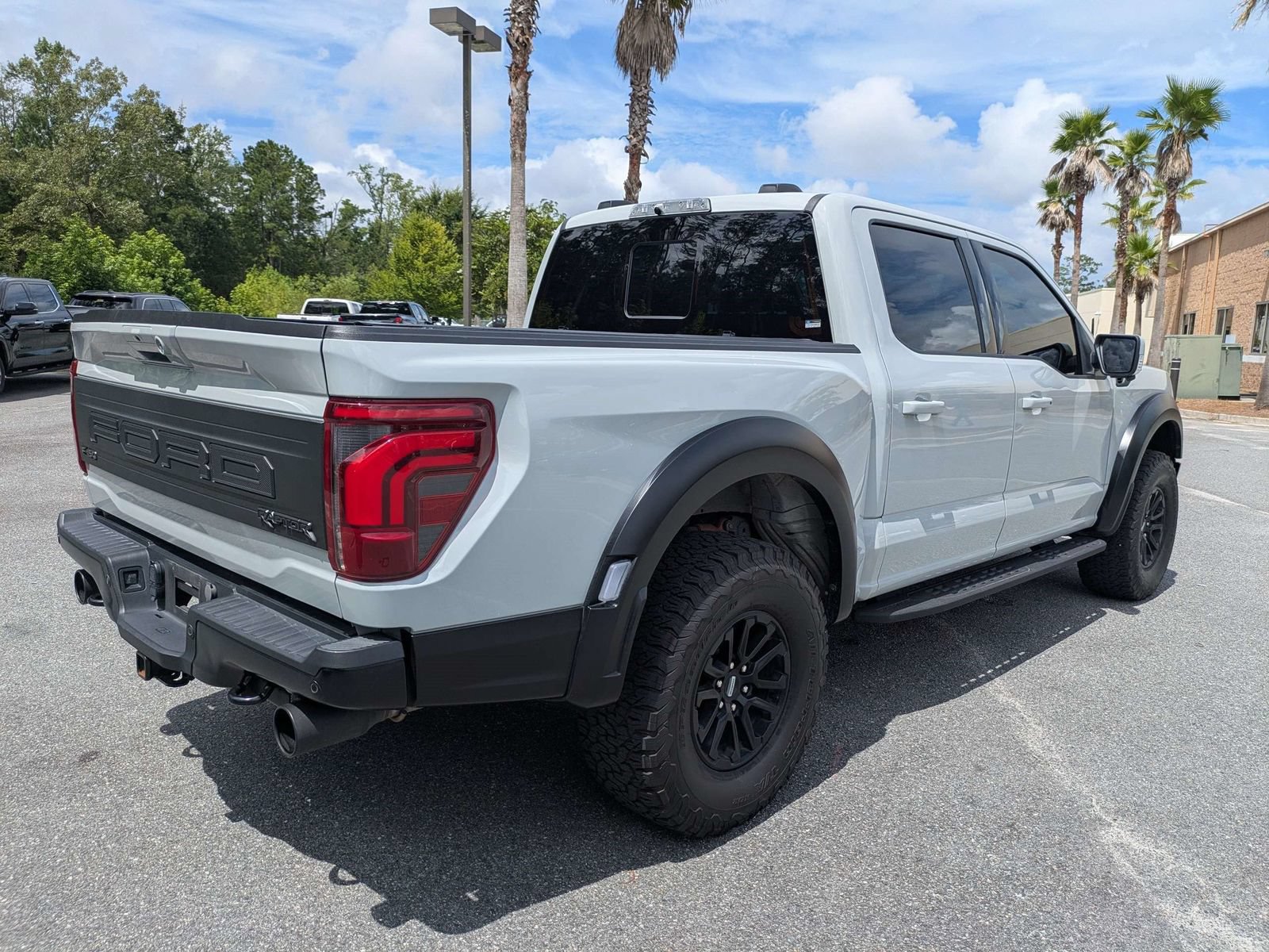 Used 2024 Ford F150 Raptor AWD/4WD image 2