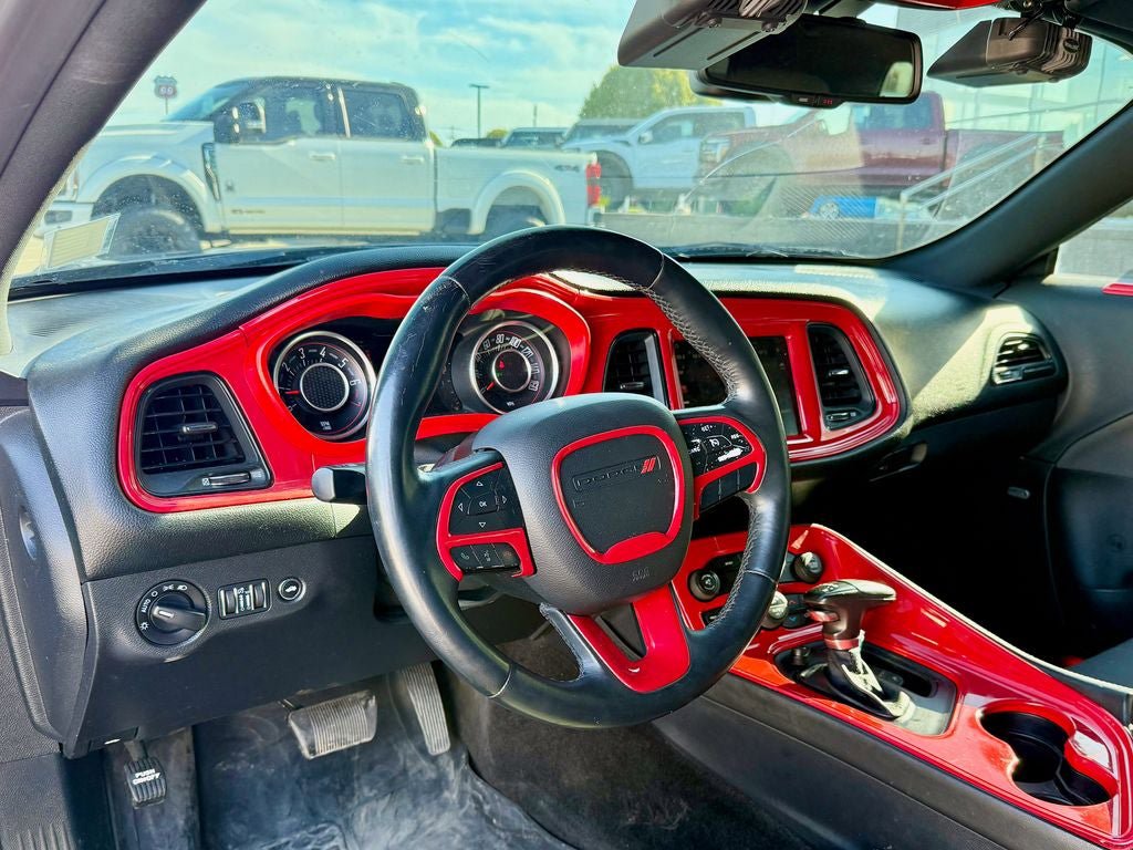 Used 2015 Dodge Challenger SXT w/ Sound Group RWD image 9