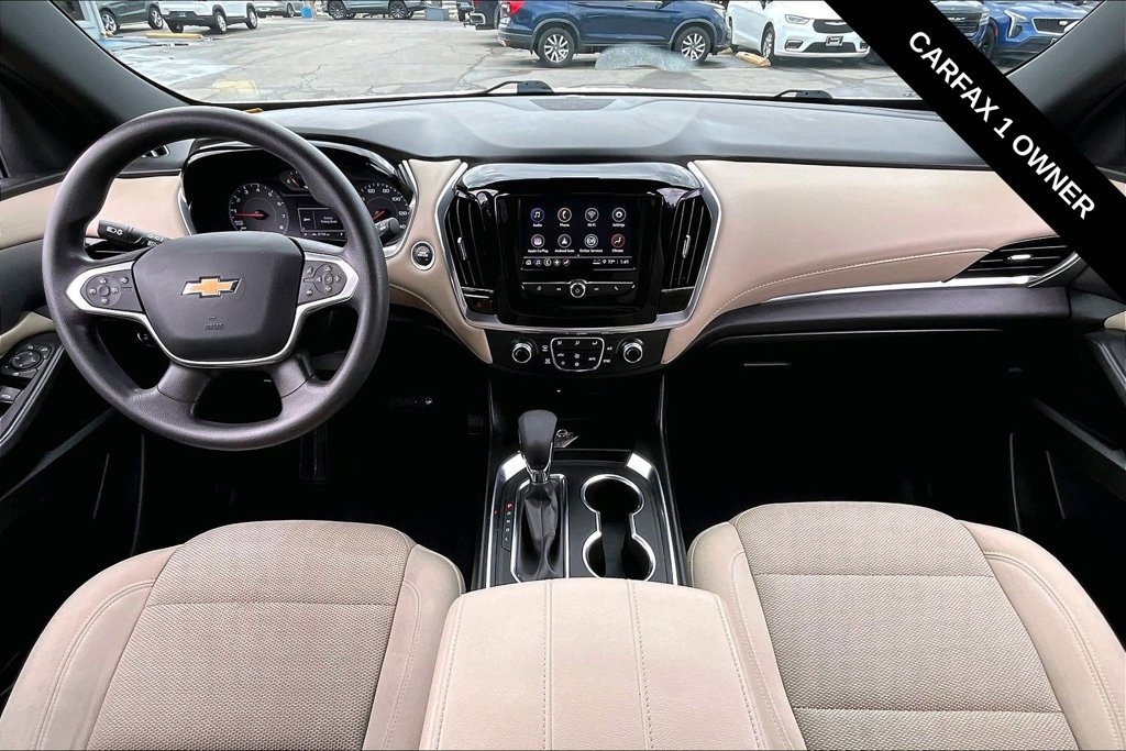 Used 2022 Chevrolet Traverse LS FWD image 5