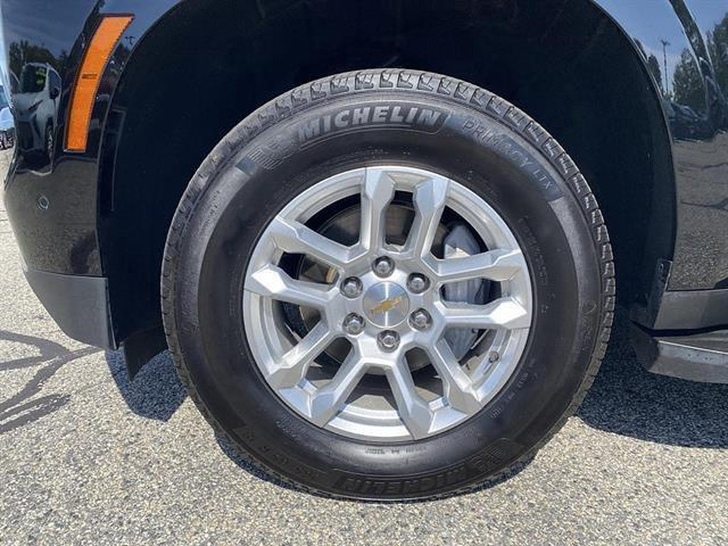 Certified 2026 Chevrolet Suburban LT w/ Comfort Package AWD/4WD image 66
