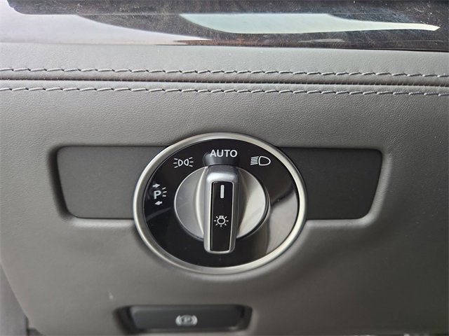 Used 2017 Mercedes-Benz SL 63 AMG image 21