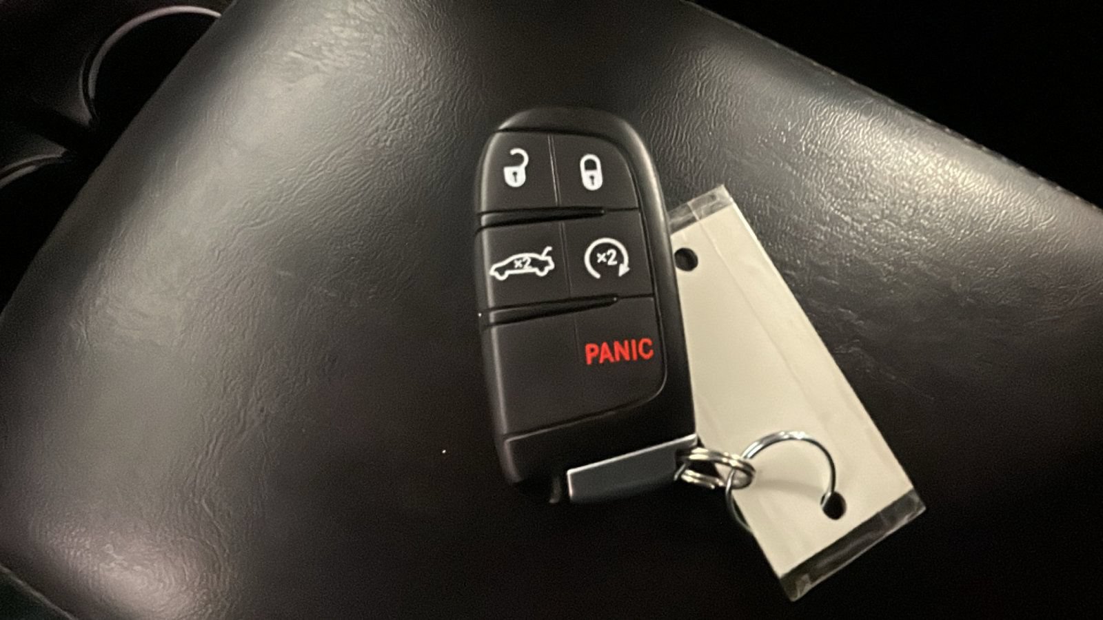 Used 2018 Chrysler 300 Limited AWD/4WD image 23