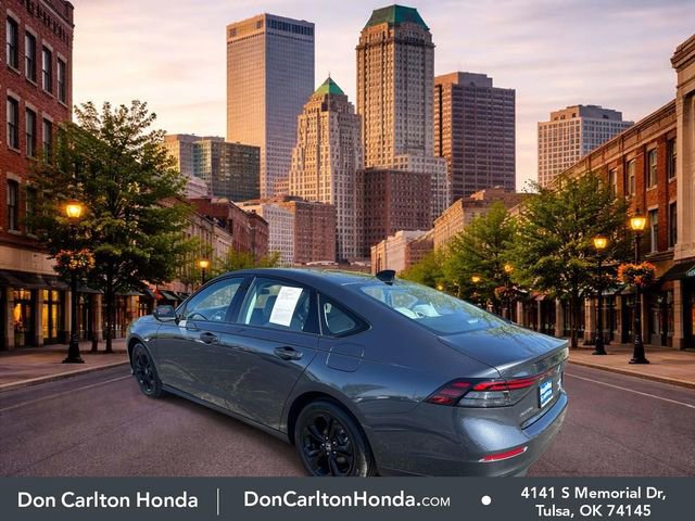 Used 2025 Honda Accord SE image 6