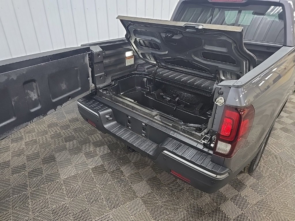 Used 2020 Honda Ridgeline RTL-E image 12