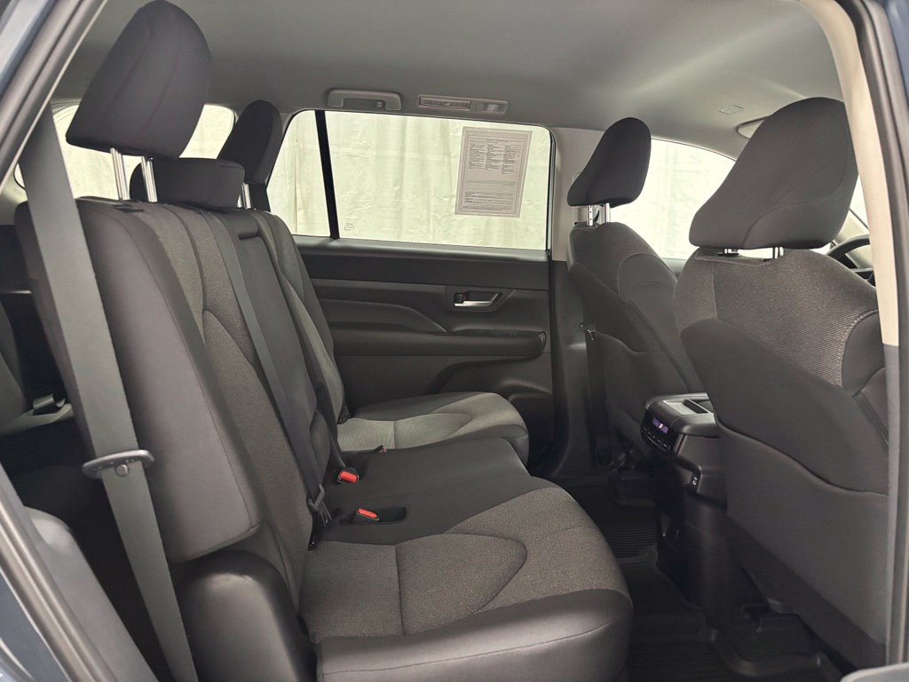 Used 2026 Toyota Grand Highlander AWD image 58