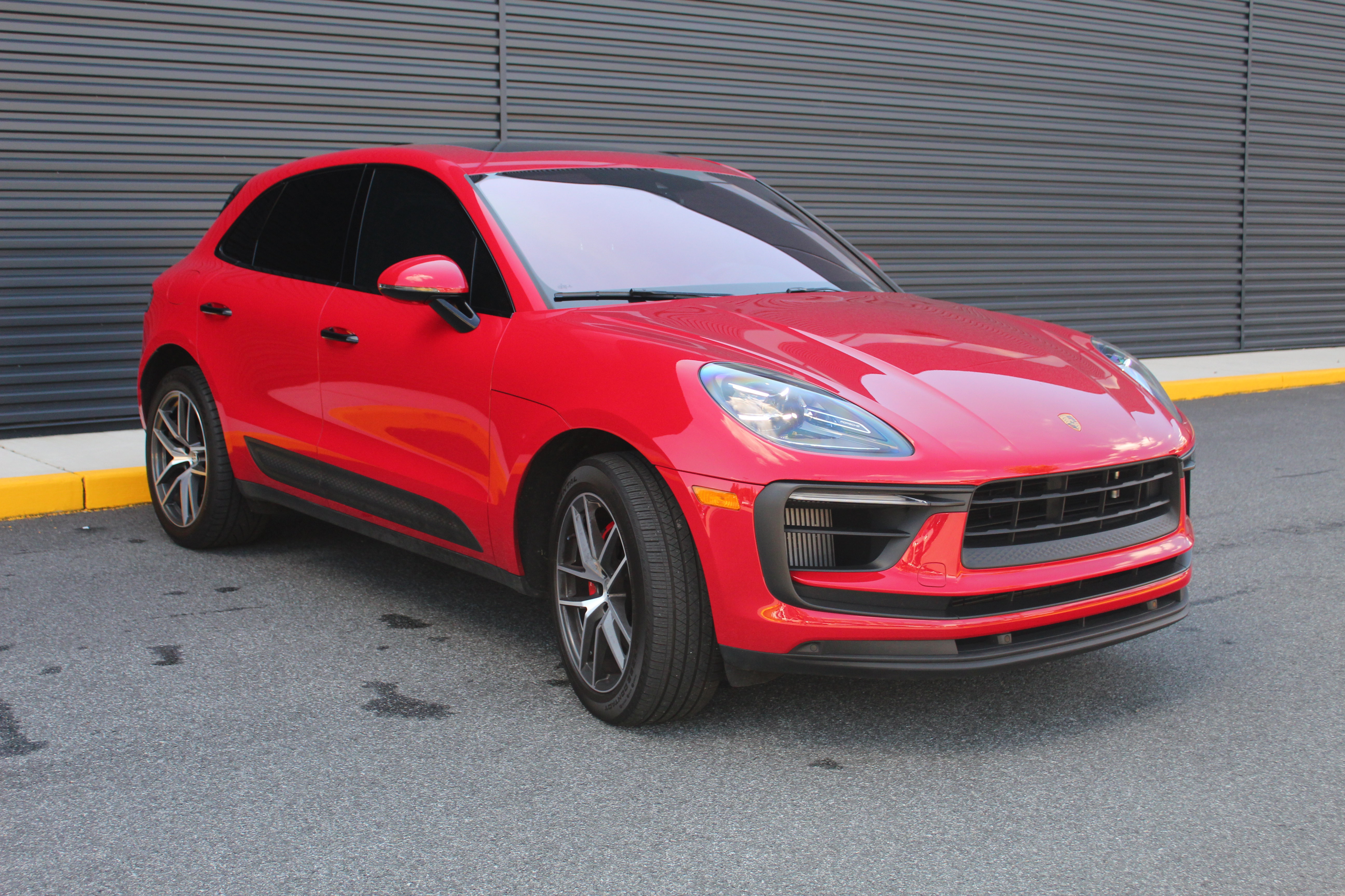 Used 2022 Porsche Macan S image 10