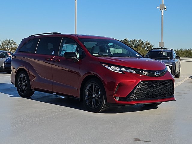 New 2026 Toyota Sienna XSE FWD image 7