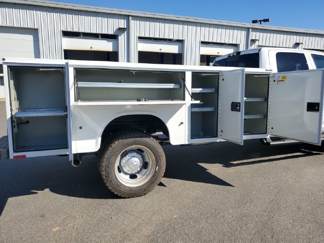 New 2027 RAM 5500 Tradesman AWD/4WD image 8