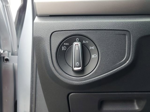 Used 2018 Volkswagen Atlas SE FWD image 28