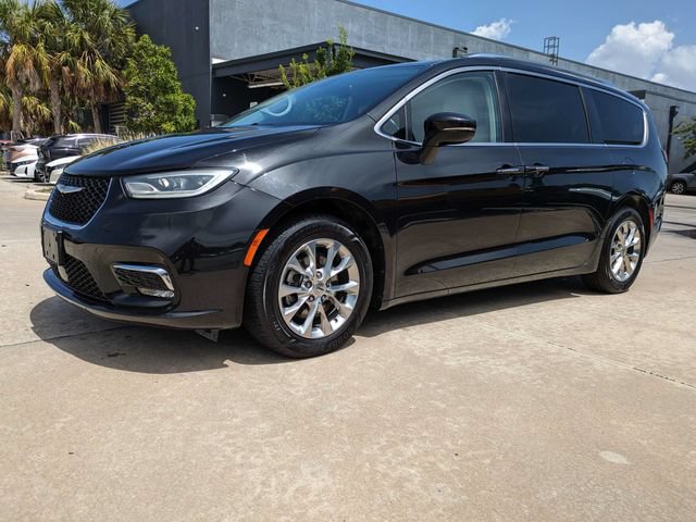 Used 2021 Chrysler Pacifica Touring-L FWD image 10