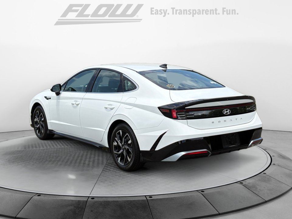 Used 2024 Hyundai Sonata SEL FWD image 6