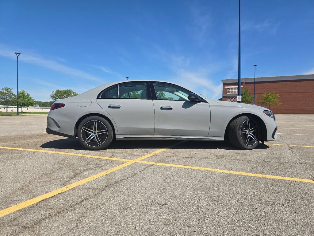 New 2026 Mercedes-Benz E 450 4MATIC Sedan image 18