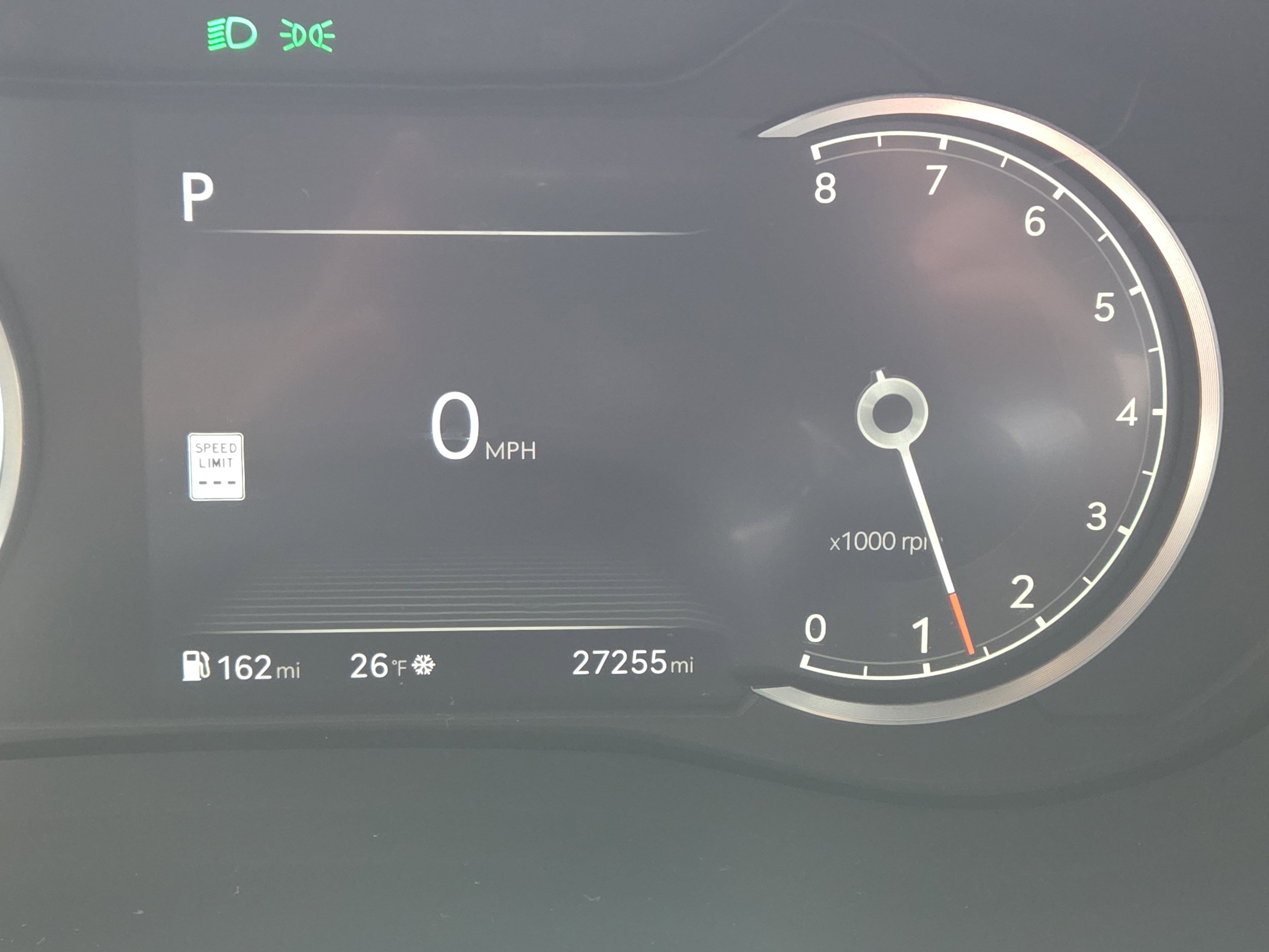 Used 2025 Genesis G70 2.5T image 21