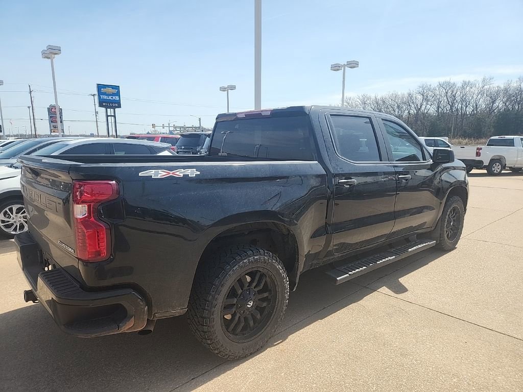 Used 2024 Chevrolet Silverado 1500 Custom image 3