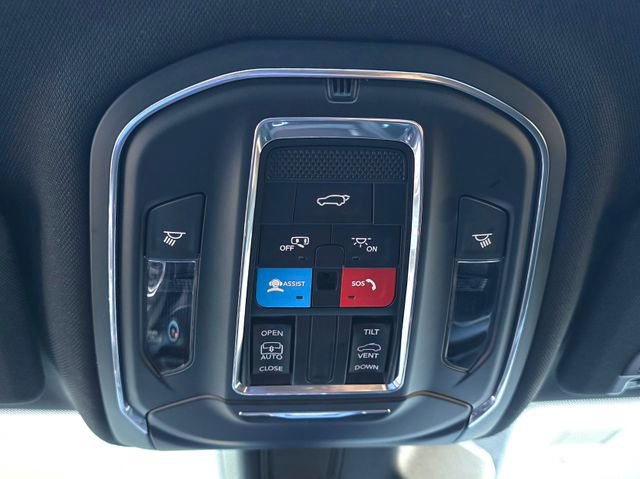 Certified 2024 Jeep Grand Cherokee L Altitude image 19