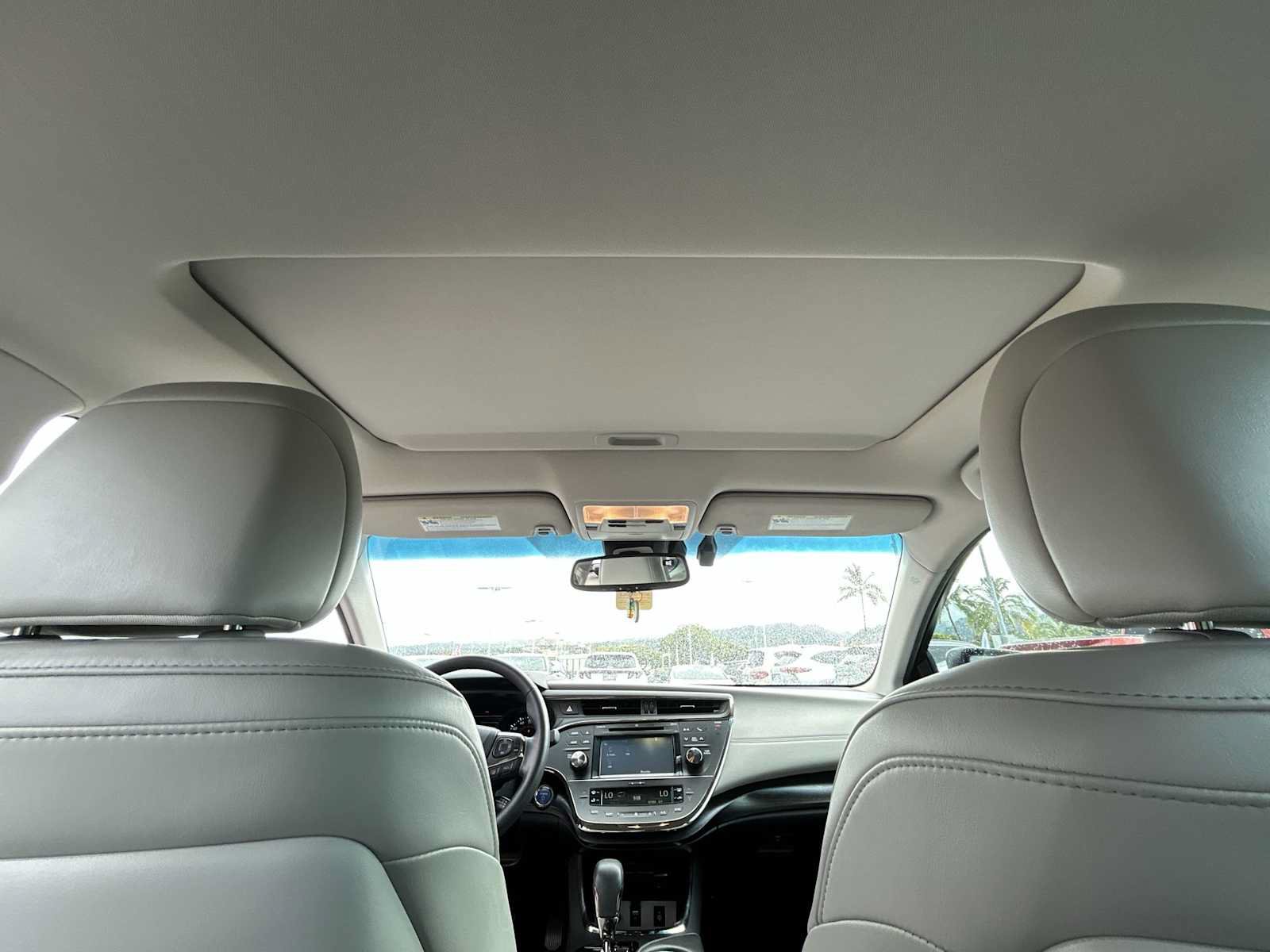 Used 2017 Toyota Avalon Limited FWD image 16