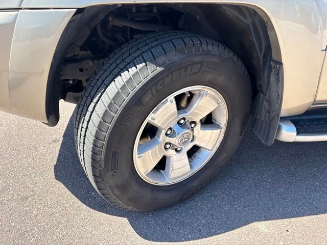 Used 2004 Toyota 4Runner Limited AWD/4WD image 8