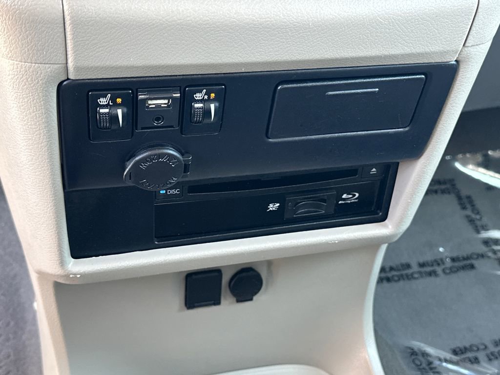 Used 2020 Toyota Sienna XLE Premium image 30