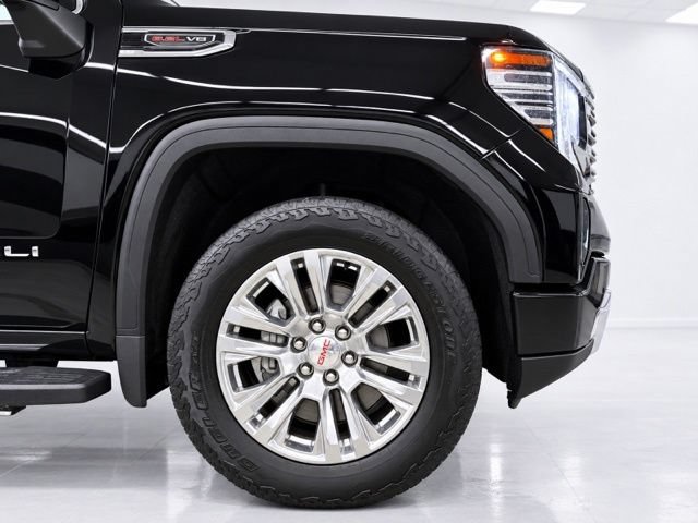 Used 2023 GMC Sierra 1500 Denali AWD/4WD image 8