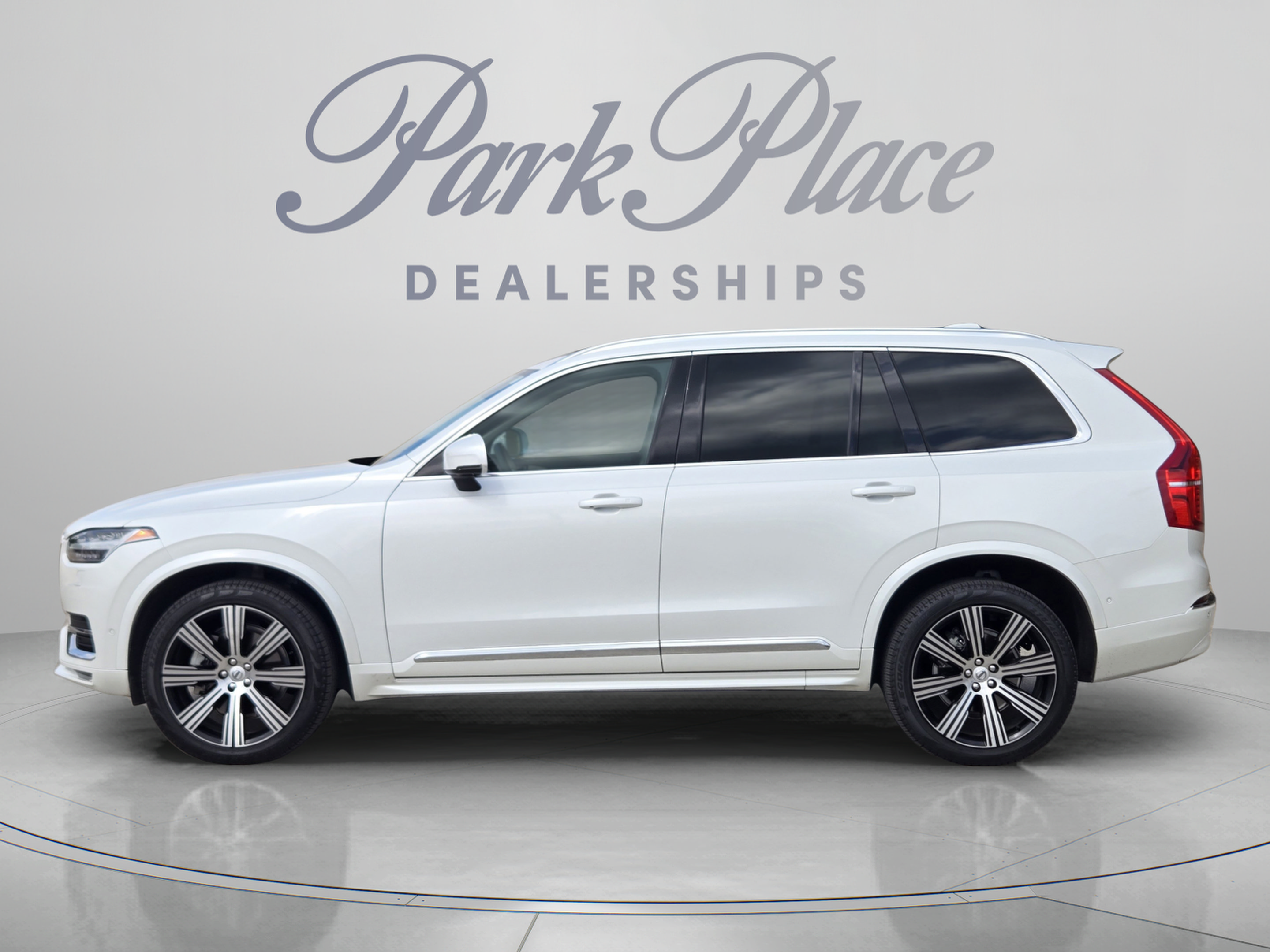 Certified 2025 Volvo XC90 B6 Ultra w/ Protection Package Premier AWD/4WD image 2