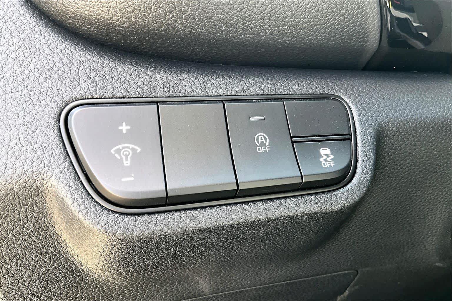 Certified 2026 Kia Seltos S FWD image 31