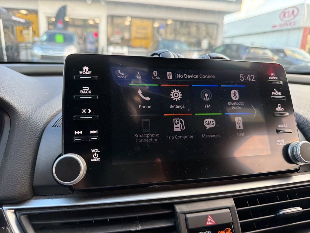 Used 2019 Honda Accord Sport image 2