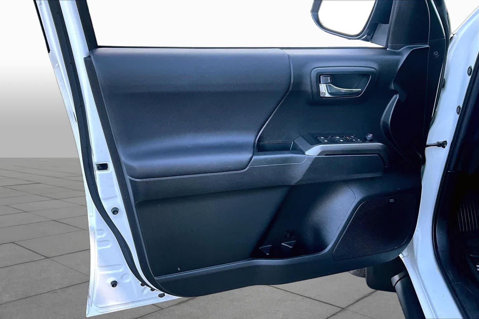 Certified 2021 Toyota Tacoma TRD Pro AWD/4WD image 21