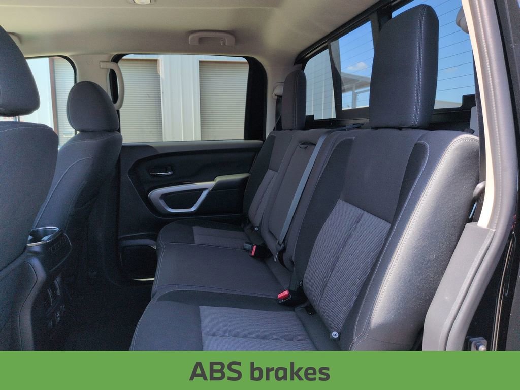 Used 2024 Nissan Titan SV w/ SV Convenience Package AWD/4WD image 25