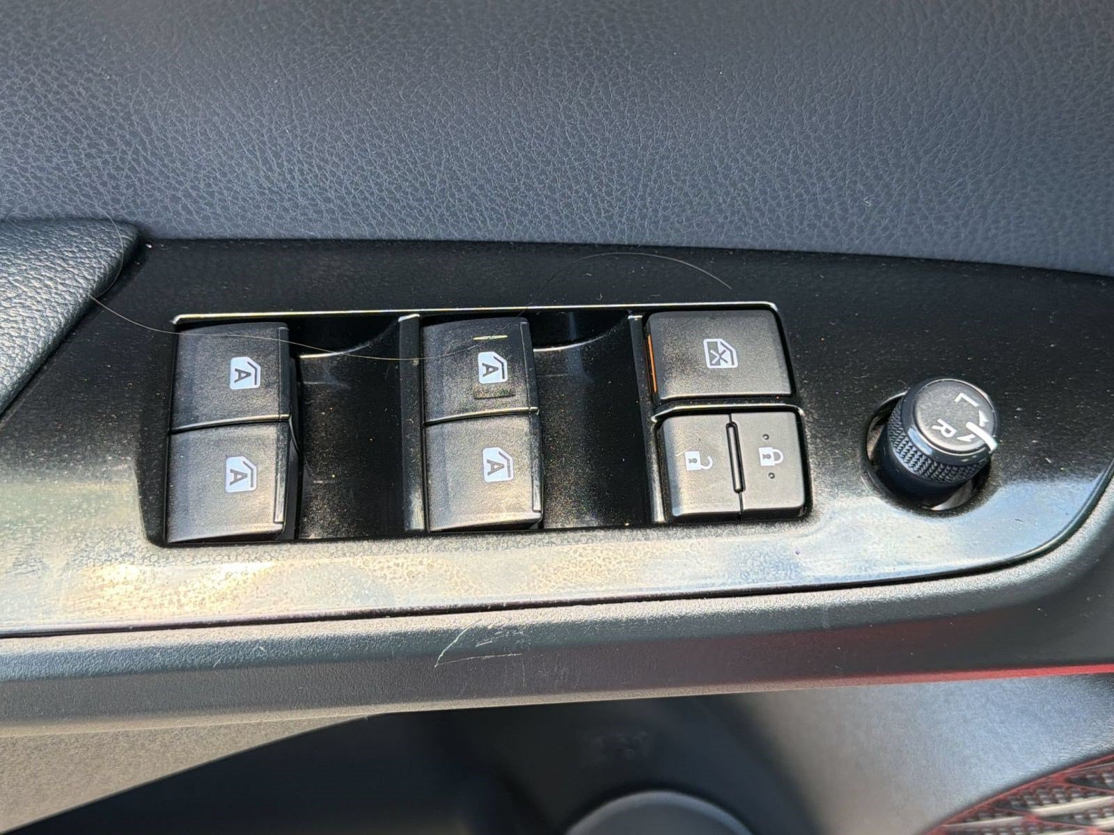 Used 2018 Toyota Prius Two w/ Prius Two Safety Plus Package FWD image 14