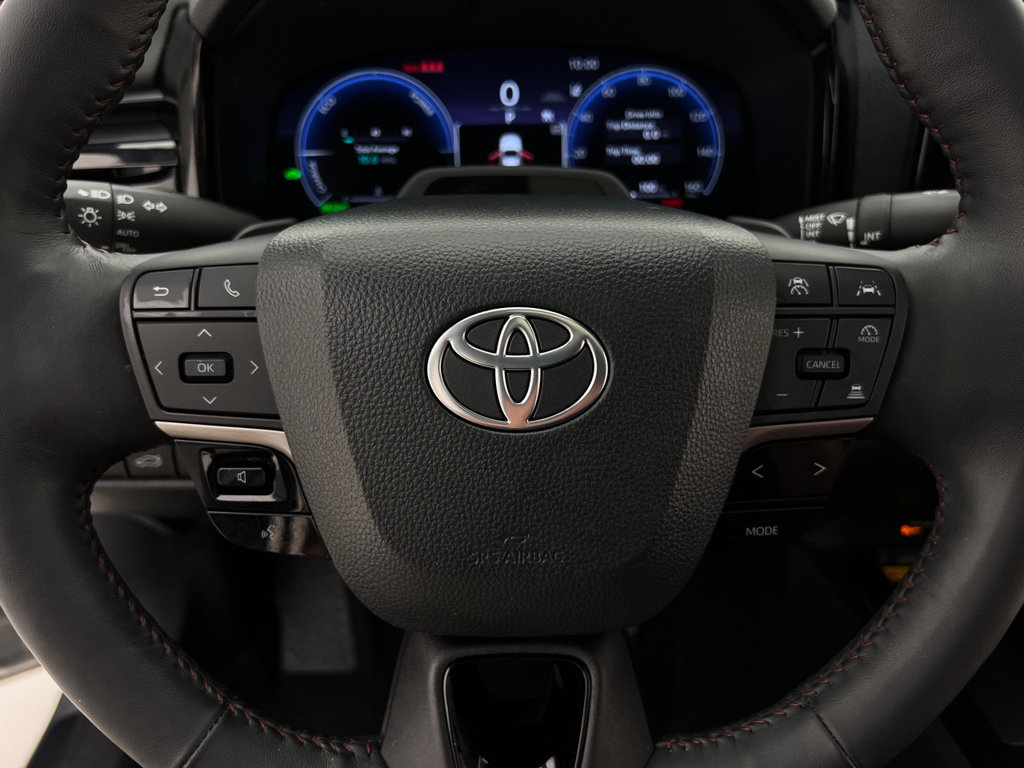 Used 2025 Toyota Camry XSE w/ Premium Plus Package AWD/4WD image 16