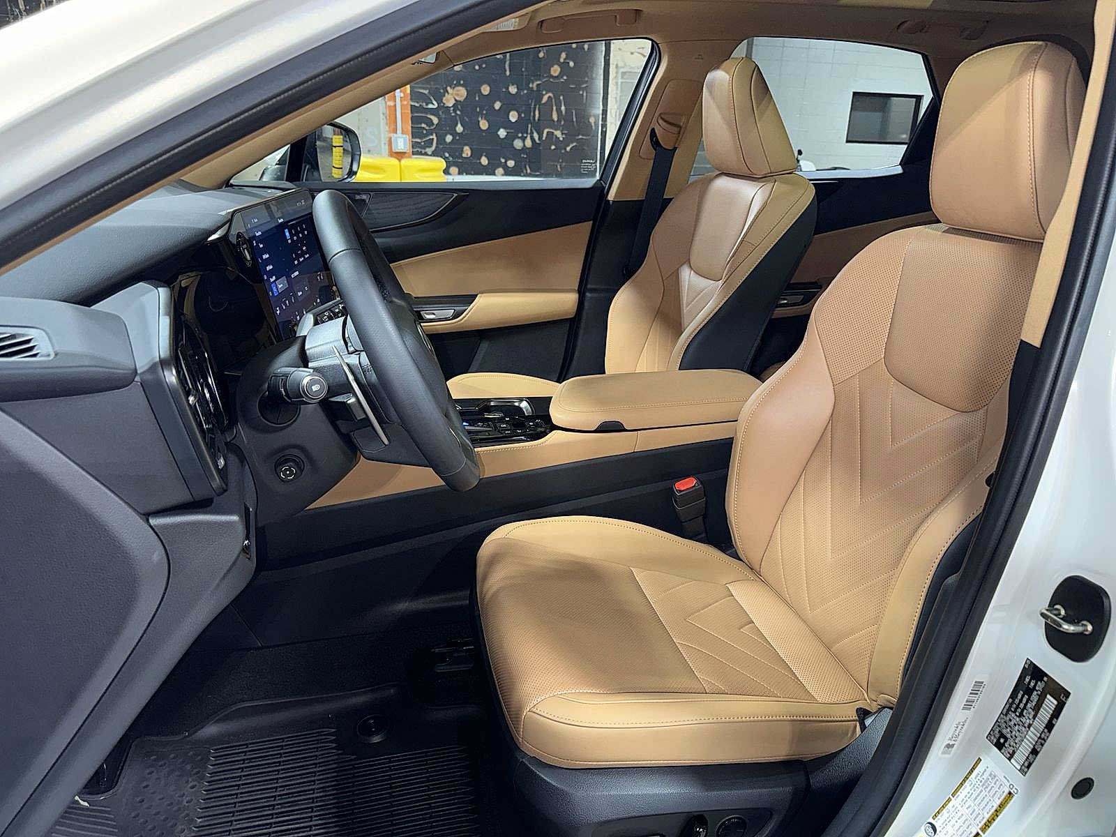 Used 2025 Lexus NX 350h AWD w/ Cold Area Package image 15
