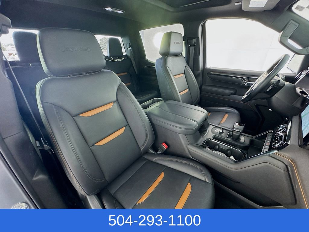 Used 2025 GMC Sierra 1500 AT4 w/ AT4 Premium Package AWD/4WD image 32