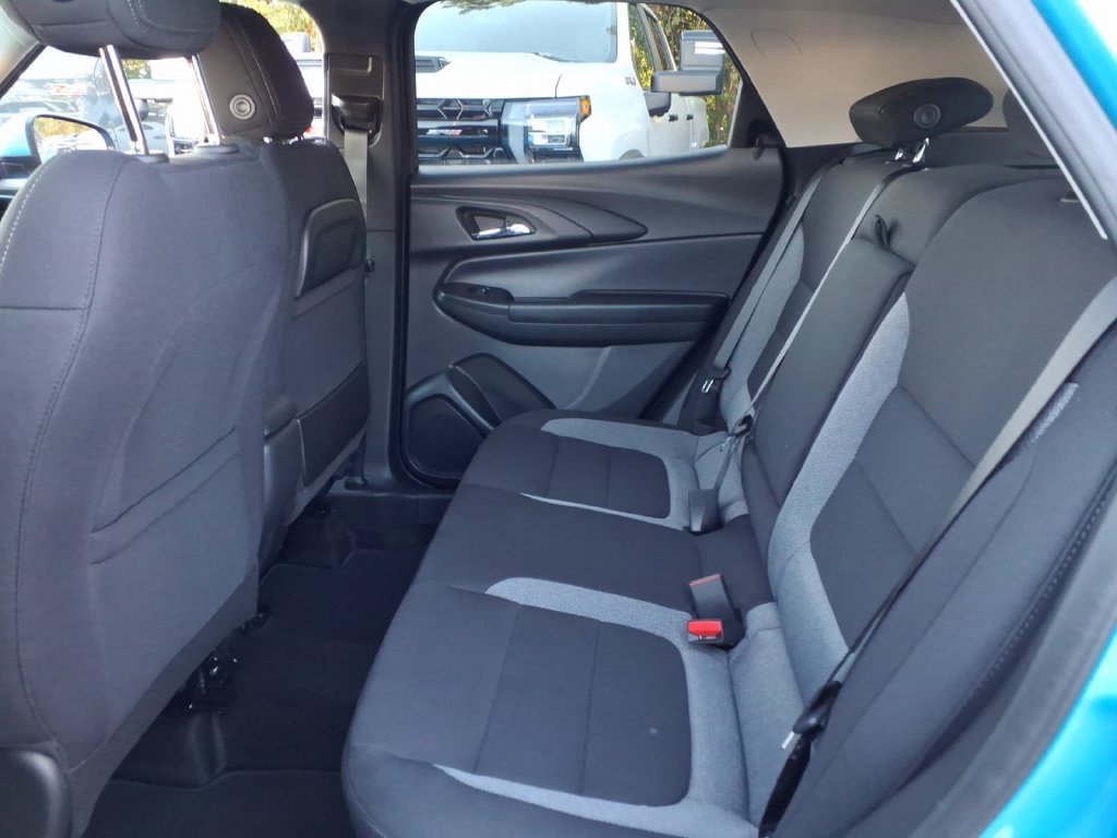 New 2026 Chevrolet TrailBlazer LT w/ Convenience Package AWD/4WD image 16