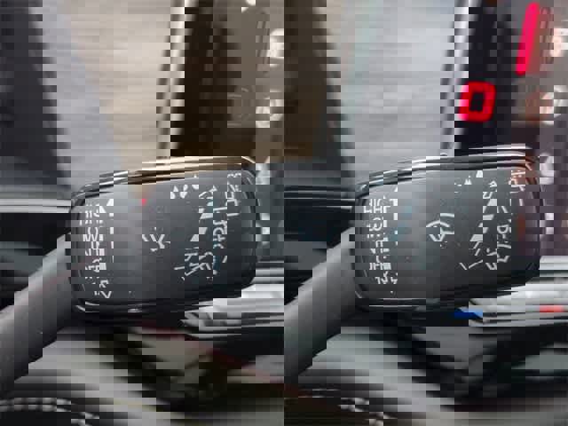 Used 2024 Volkswagen Atlas SEL Premium R-Line image 28